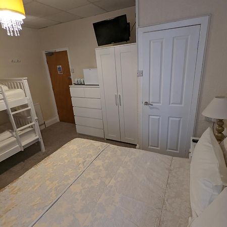 The Stafford Bed & Breakfast Blackpool Ruang foto