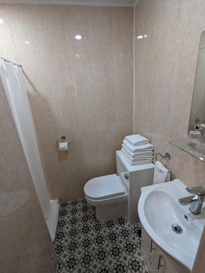 The Stafford Bed & Breakfast Blackpool Bagian luar foto