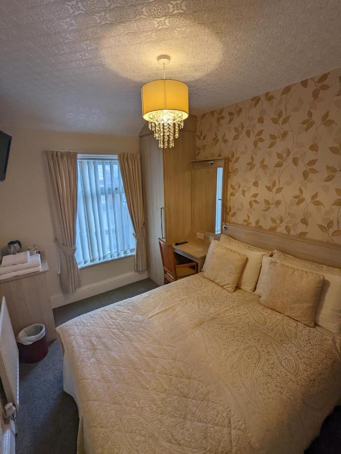 The Stafford Bed & Breakfast Blackpool Ruang foto
