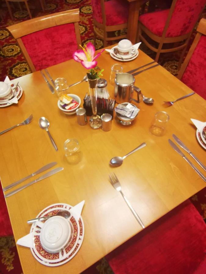 The Stafford Bed & Breakfast Blackpool Bagian luar foto